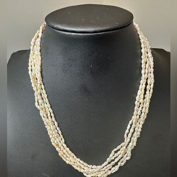 14k yellow gold clasp and three strands of natural rice pearls necklace! - Picture 1 of 7